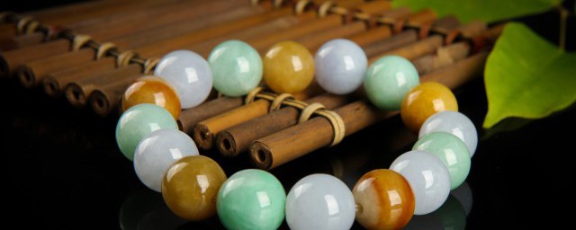 佩戴琉璃的注意事项(琉璃可以随便佩戴吗)