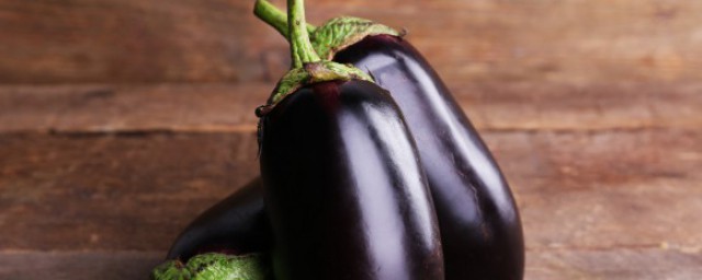 拔丝茄子的美味做法(拔丝茄子的家常做法视频教程)