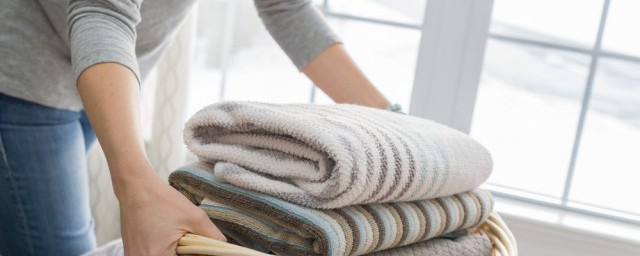 霉点的清洗方法(霉菌点怎么清洗)