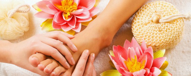 大脚指上有痣的寓意(大脚拇指上有痣代表什么)