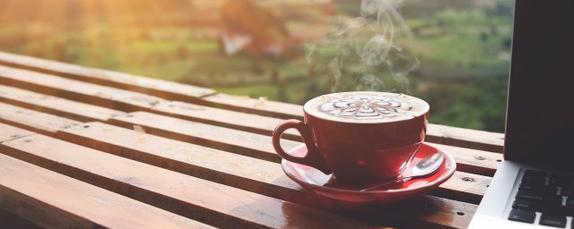 咖啡和可乐可以一起喝吗(咖啡跟可乐能一起喝吗)