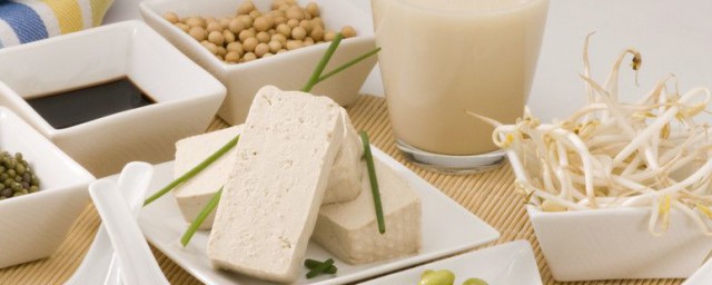 豆腐是不是碳水化合物(豆腐是否属于碳水化合物)