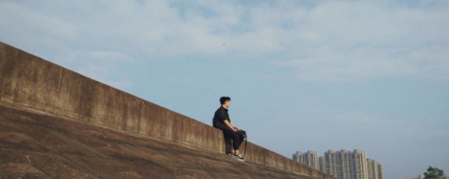 遥遥无期词语妙用(遥遥无期是成语吗)