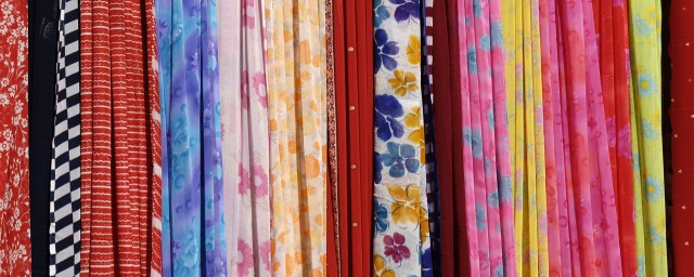 腈纶简介(腈纶、涤纶)