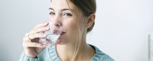 苏打水能加热喝吗(苏打水能加热水喝吗)