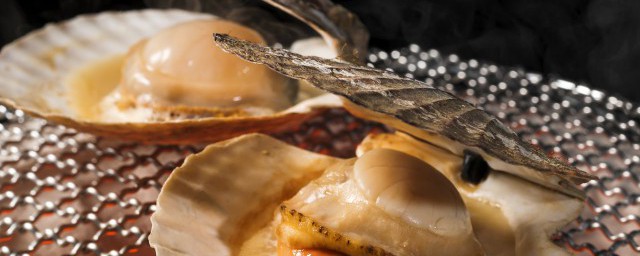 扇贝黑色的部分能不能吃(扇贝黑色的可以吃吗)