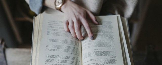 郑重其事的含义(郑重其事的其意思是什么)