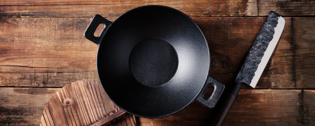 那种锅炒菜比较好(啥样的炒菜锅好)