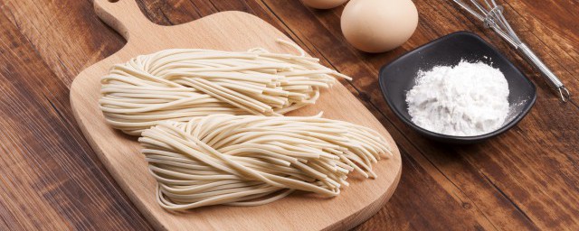 手工拉手条子怎么做(自制拉条子)