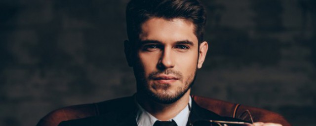 处变不惊的意思(处变不惊的意思和造句)