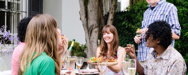 散伙饭经典语录一句话有哪些(散伙饭说的话)