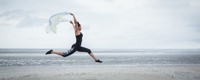 出去玩的心情说说(不能出去玩的心情说说)