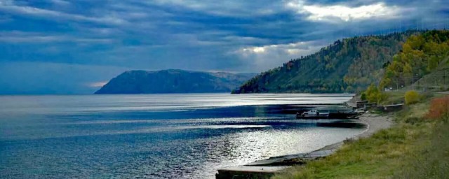 贝加尔湖简介(贝加尔湖简介?)