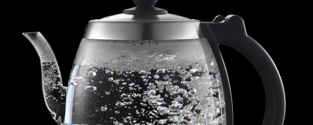 恒温水壶是不是反复烧水(恒温烧水壶是反复加热吗)