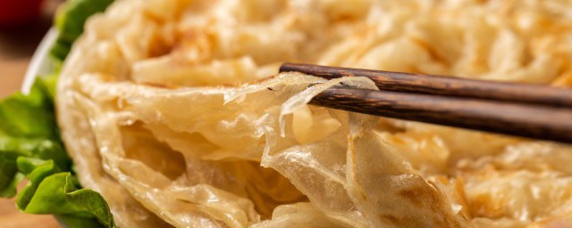 牛奶鸡蛋饼的做法步骤(鸡蛋牛奶饼的做法大全家常窍门)