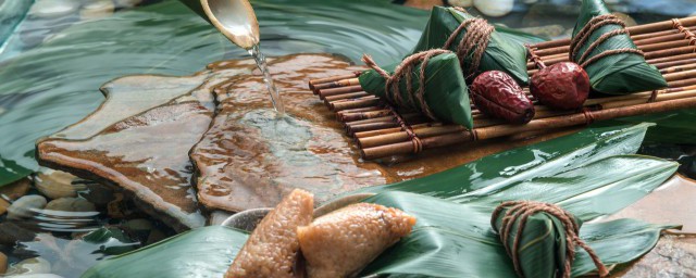 生粽子煮的时间(粽子煮熟时间)