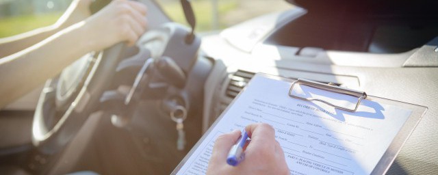 汽车epb什么意思(汽车上的EPB是什么意思)