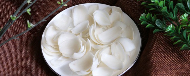 百合是什么意思(女生说自己是百合是什么意思)