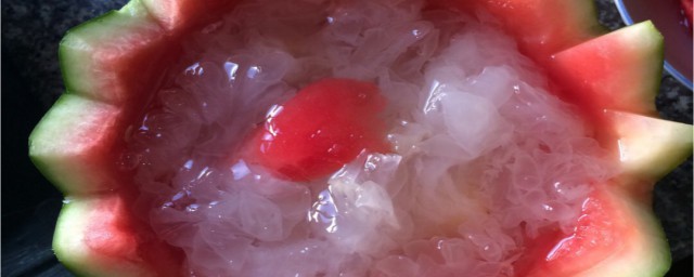 西瓜银耳汤的制作方法(丝瓜银耳汤的做法)