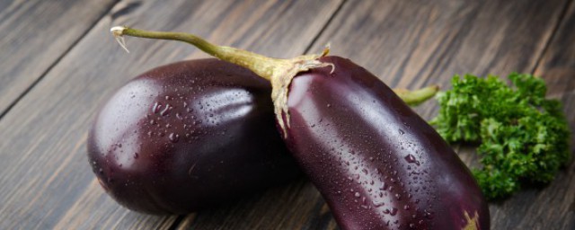 脆皮茄子的做法是什么(脆皮茄子的家常做法)