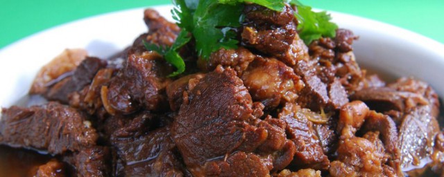 怎么做炖狗肉(炖狗肉的家常做法窍门)