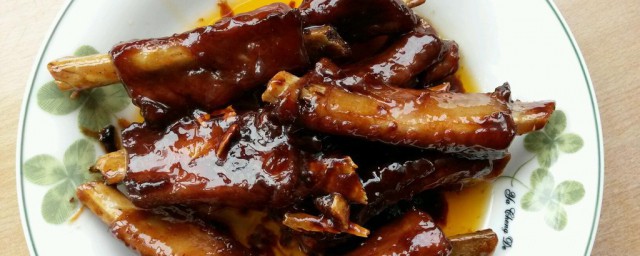 糖醋排骨做法步骤(红烧排骨的做法,最正宗糖醋排骨做法步骤)