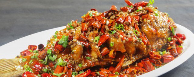 家常红烧鱼的做法(家常红烧鱼的做法和步骤图)