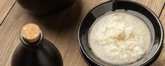 米酒能放多久(煮熟的米酒能放多久)