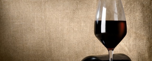 打开的红酒保存时间(打开的红酒能保存多长时间)