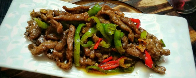 炒牛肉丝怎么做(炒牛肉丝怎么做好吃又嫩)