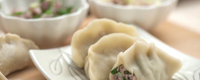 煮出好吃的韭菜猪肉饺子的方法(韭菜猪肉饺子怎么做好吃)