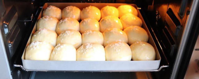 手工面包烤箱的做法(家庭自制烤箱面包简单做法)