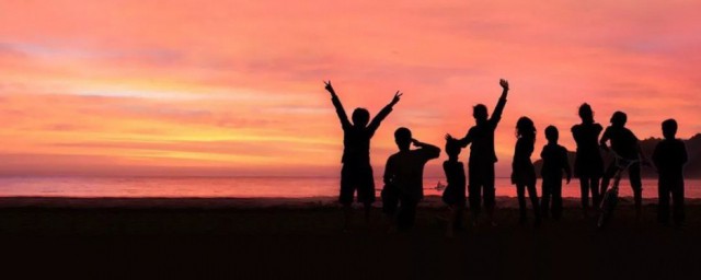 青春永驻的意思(云想衣裳花想容您若想青春永驻的意思)