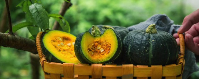 南瓜丝煎饼如何做(南瓜丝怎么做饼好吃)