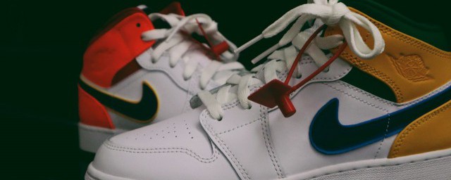 什么是半盒鞋(半鞋盒是什么意思)