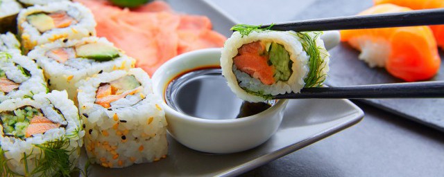 芒果寿司的做法是怎么样的呢(芒果可以做寿司吗)