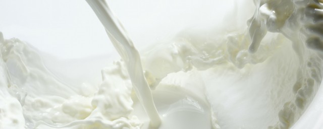 盒装牛奶能微波炉加热吗(盒装牛奶可以用微波炉加热吗?)