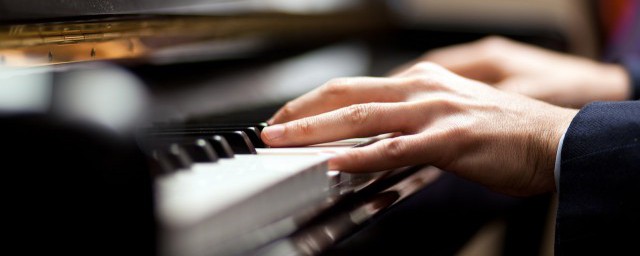 钢琴比赛的注意事项有哪些(弹钢琴注意事项)
