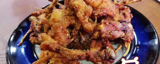 如何炸鸡叉骨又酥又脆(炸鸡叉骨怎么炸的外酥里嫩)