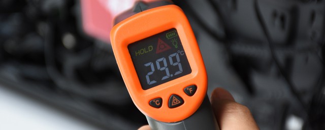 硬盘的温切斯特技术是什么(硬盘驱动器采用温彻斯特技术)