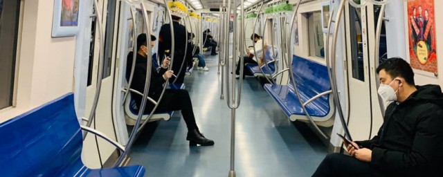 北京如何坐地铁(北京如何坐地铁公交)