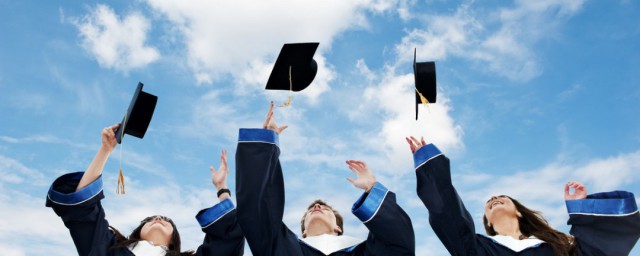 本科大四做的事(大学四年要干的事)