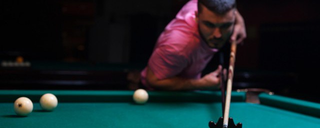 台球总共的打法介绍(台球的基本知识与打法规则有哪些)