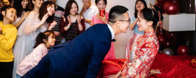 闺蜜订婚祝福语短句有哪些(闺蜜订亲的祝福语)