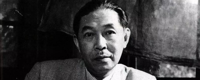 关于茅盾的个人简介(关于茅盾的资料简介)