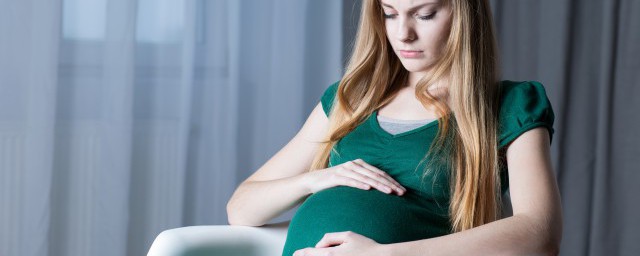 怀孕梦见蛇是什么意思(周公解梦怀孕梦见蛇是什么意思)