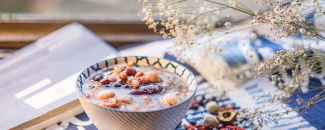 制作八宝粥用不用泡一夜(八宝粥的八宝米泡一夜可以吗)