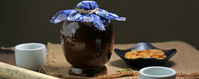 新酒坛子使用前的处理方法(坛子装酒前,应该怎么清理)