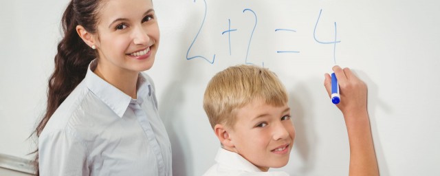 初中开学报道需要准备什么(新生初中报道需要准备什么)