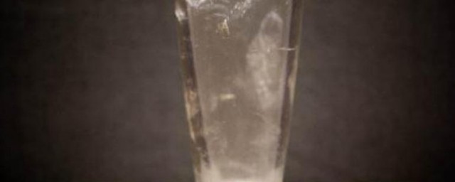 关于玻璃的发展史介绍(玻璃的发展史和实际运用)